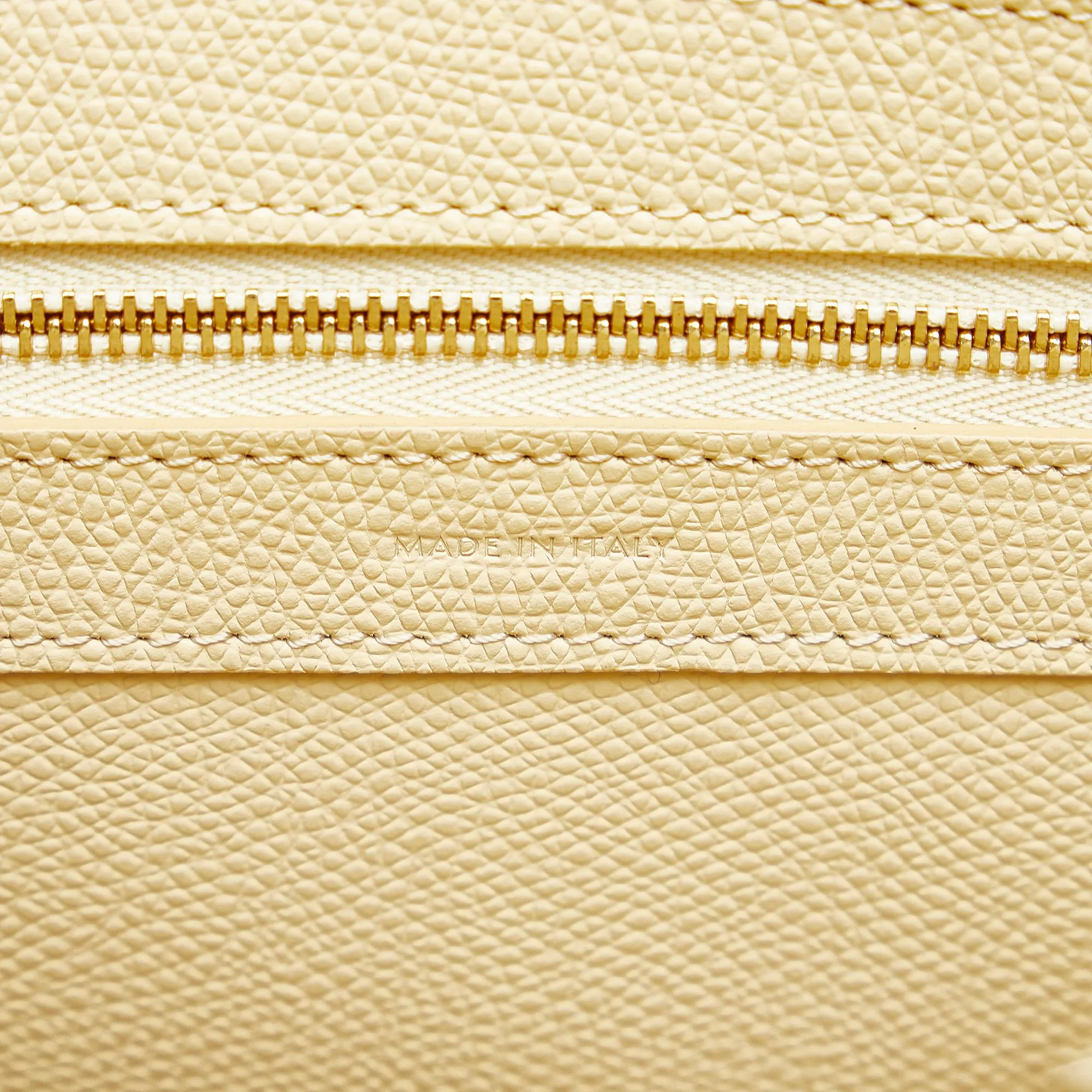 Celine Small Vertical Cabas Satchel (SHG-nV14X4)
