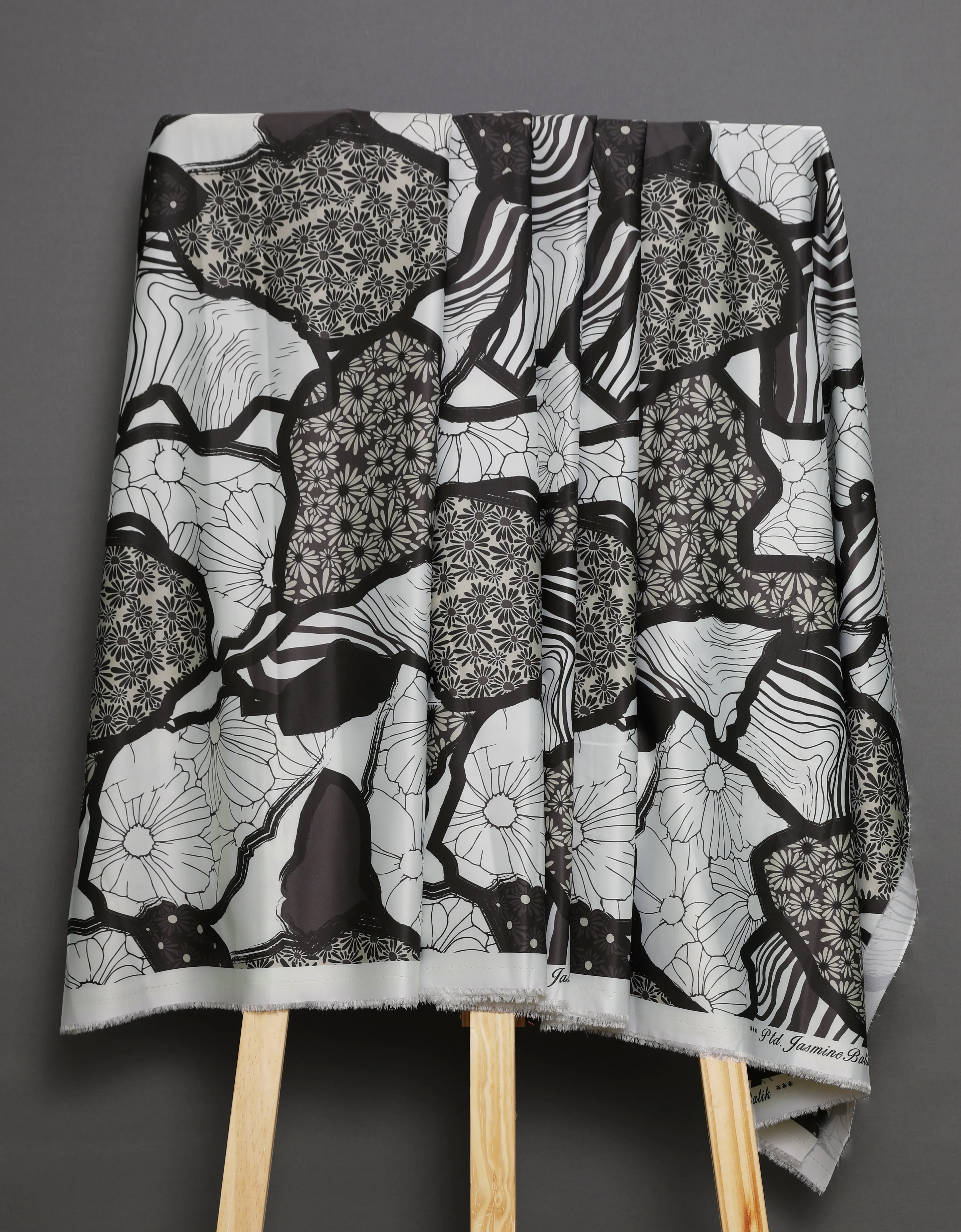 JASMINE SATIN (OFF WHITE   DARK BROWN)