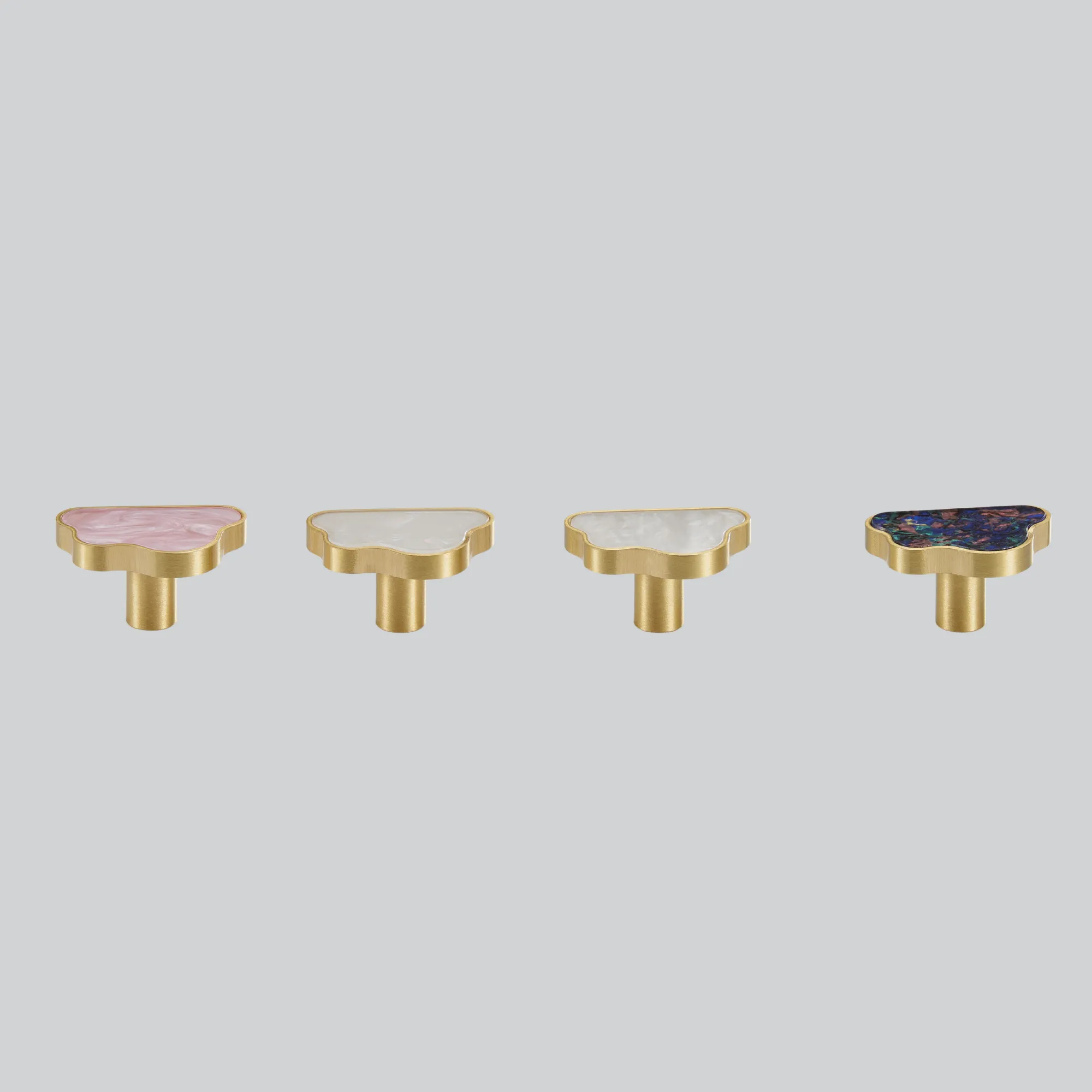 ONYX CLOUD / Solid Brass Knob